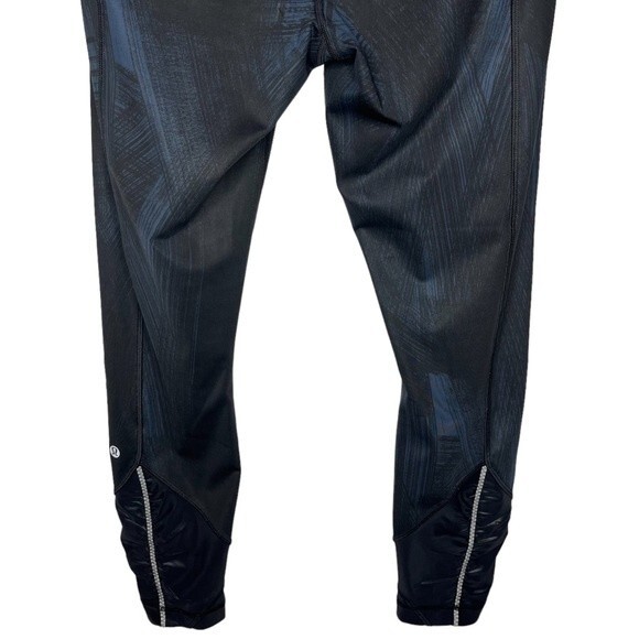 Lululemon Pace Queen 7/8 Tight sz 8 * Wind Chill Deep Navy Black Leggings Tights - Picture 6 of 7